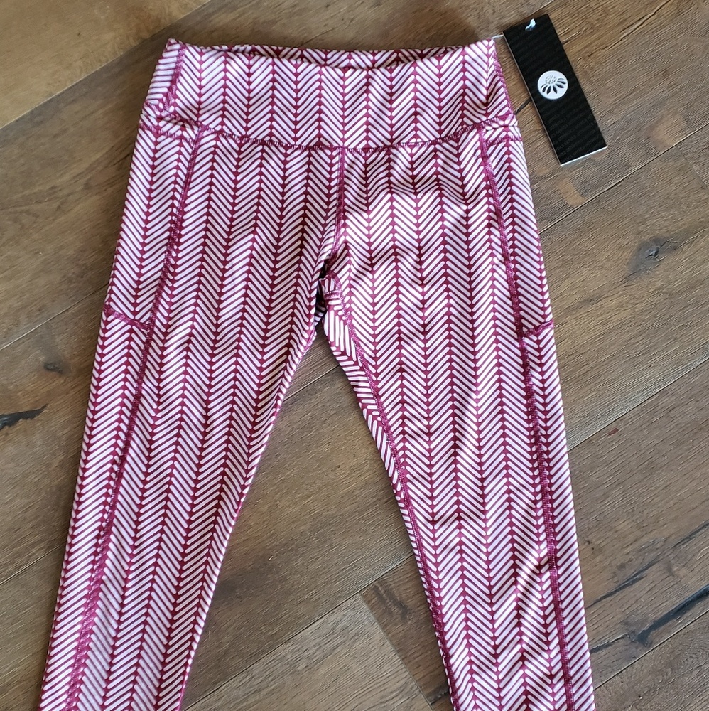 Senita Red & White Pinstriped Workout Capris - NWT